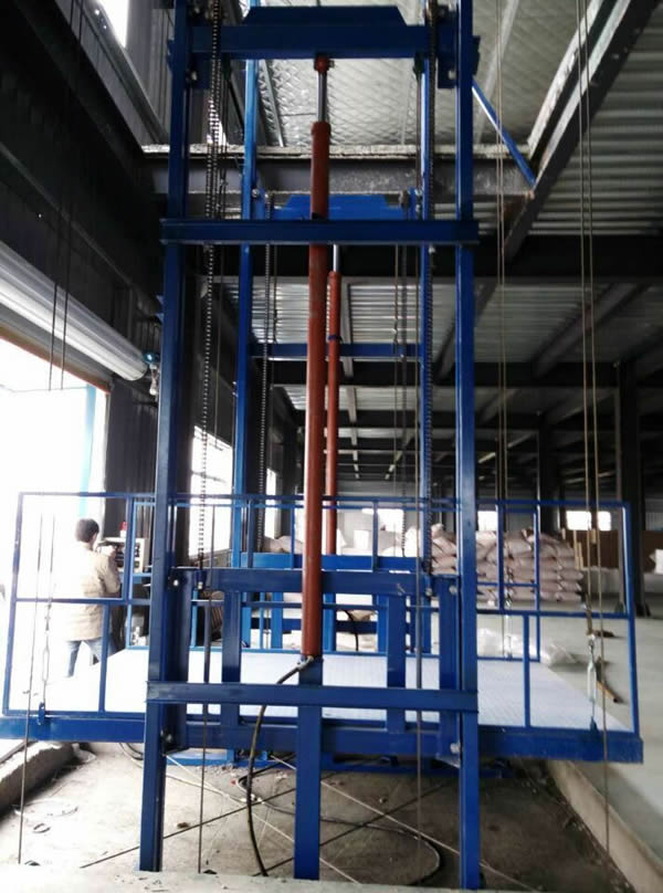 导轨式升降平台